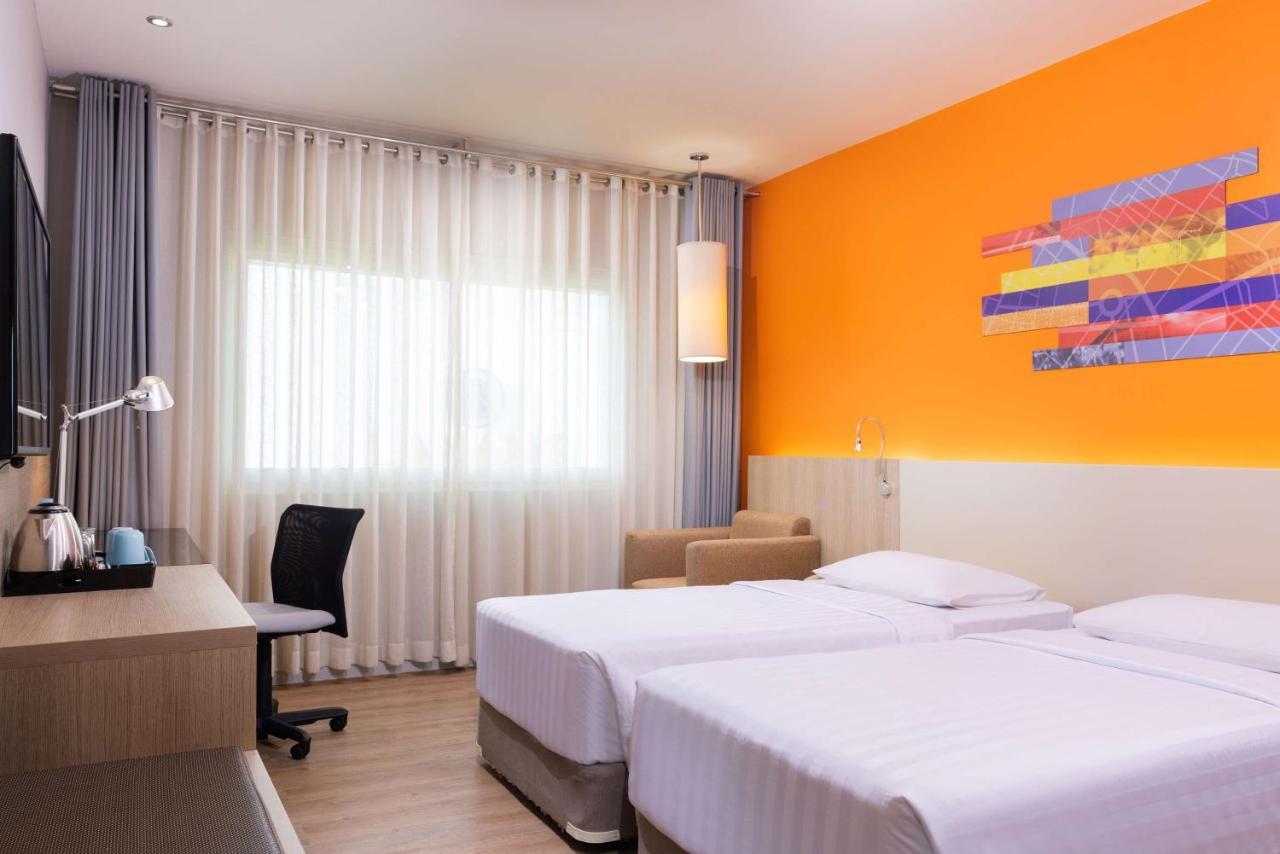 Park Inn By Radisson Davao City Exteriör bild