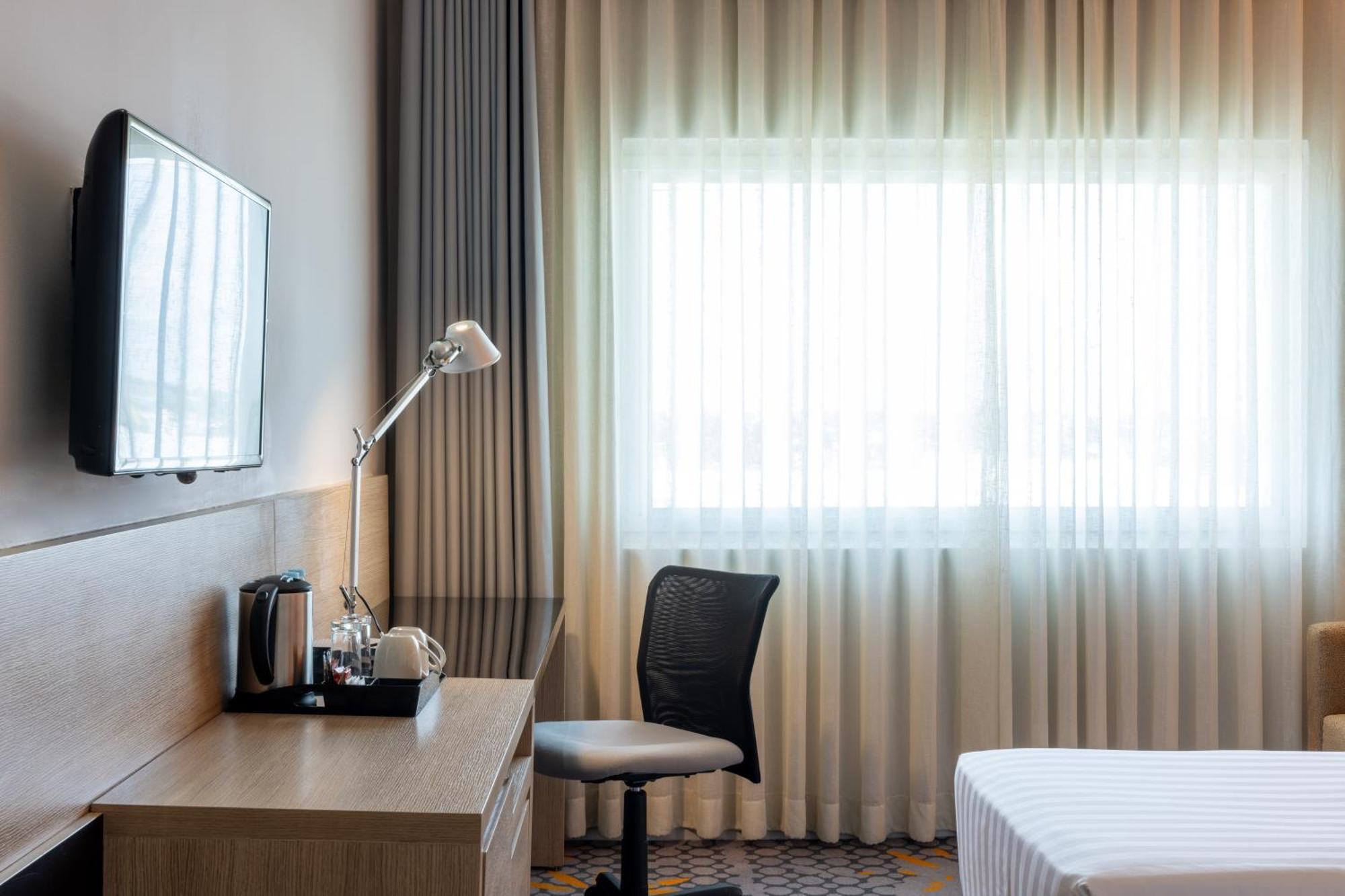 Park Inn By Radisson Davao City Exteriör bild